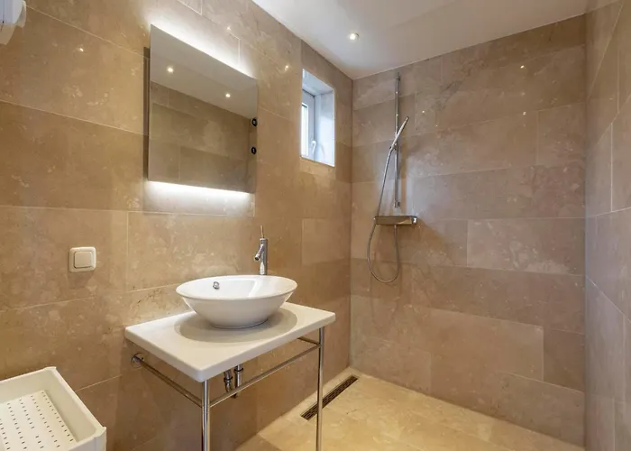 Vakantiehuis In Sint Maartenszee Near The Sint Maartensvlotbrug